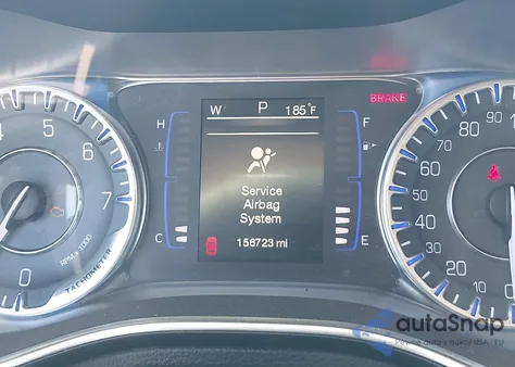 2015 Chrysler 200 Limited из США, поврежденный, VIN 1C3CCCAB4FN557922